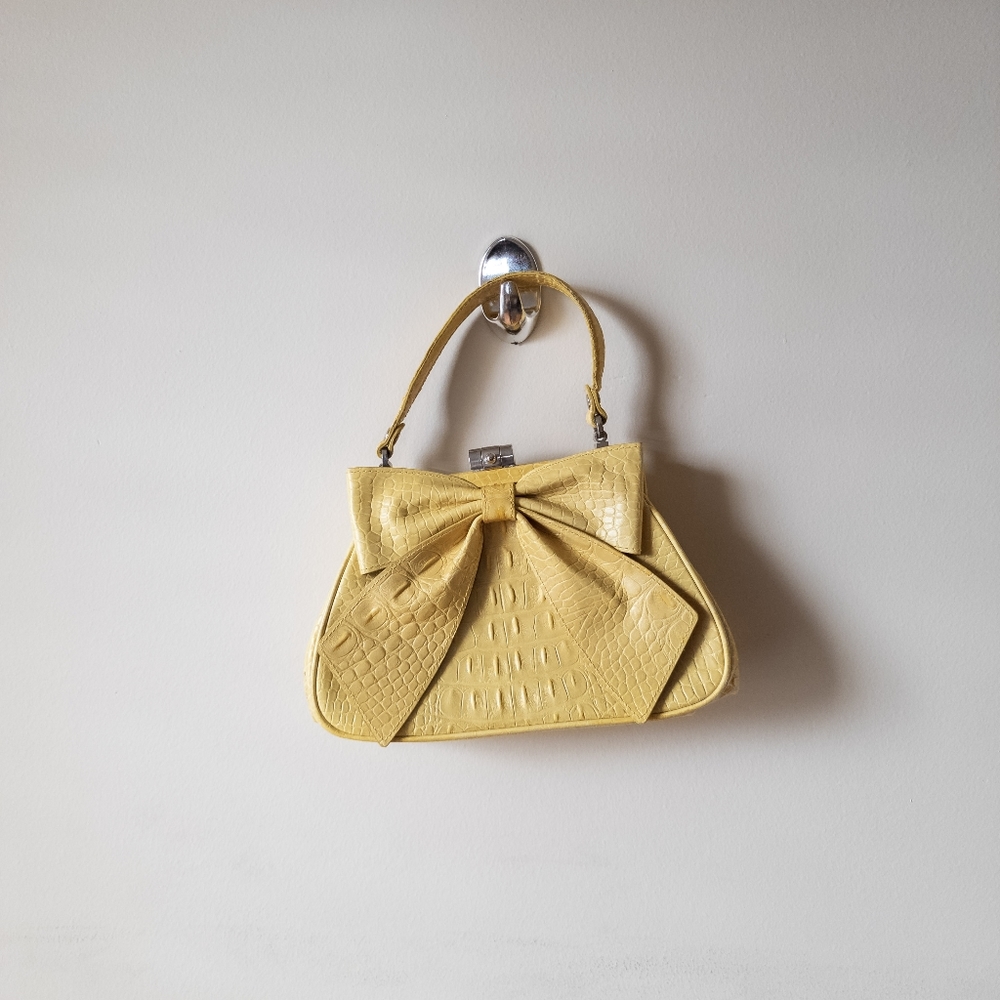 Isabella Fiore purse